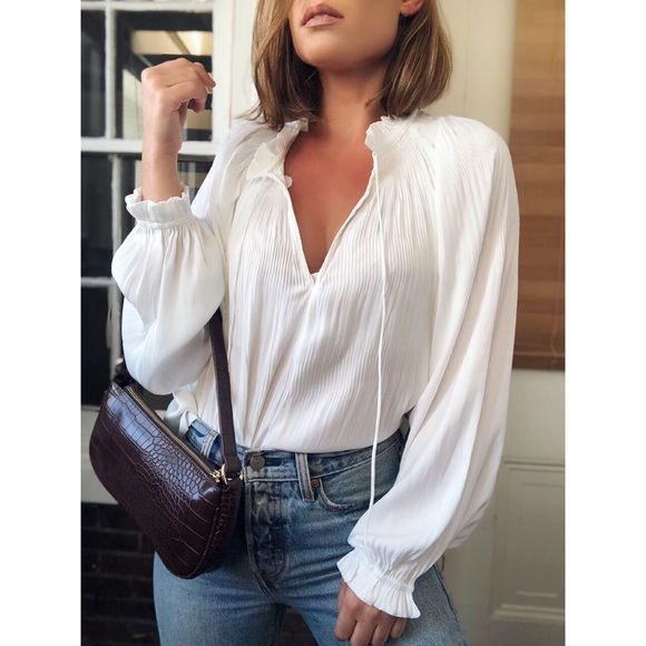 Current Air Tops - Zuri Pleated Puff Sleeve Top - White Worn Once